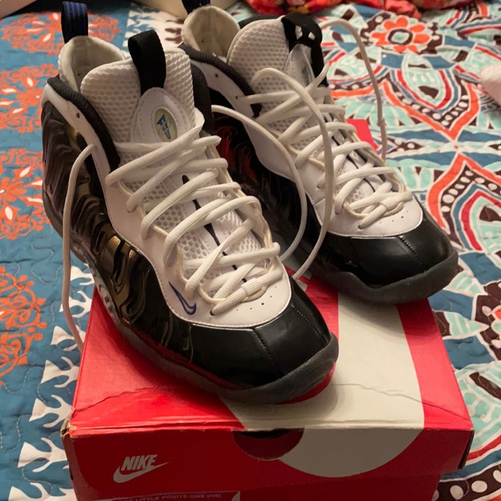 Size 7 Nike Little Posite , Men’s  Nike Sneakers